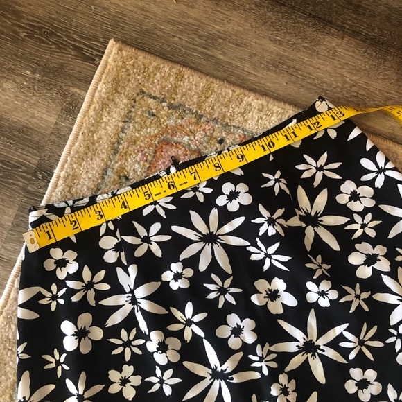 Vintage | Floral Maxi Skirt - Picture 4 of 6